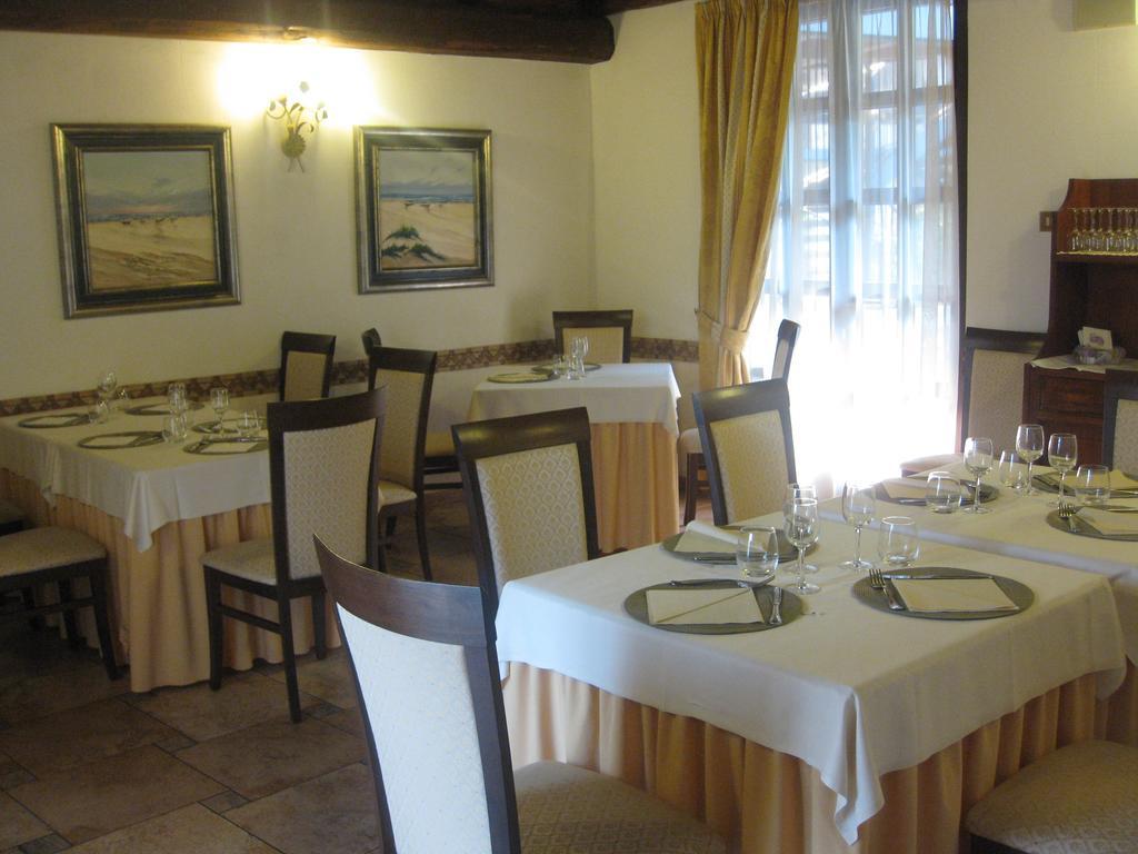 Albergo Giardino Sannazzaro de' Burgondi Εξωτερικό φωτογραφία