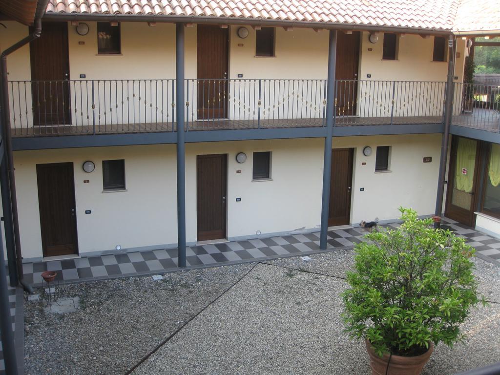 Albergo Giardino Sannazzaro de' Burgondi Εξωτερικό φωτογραφία